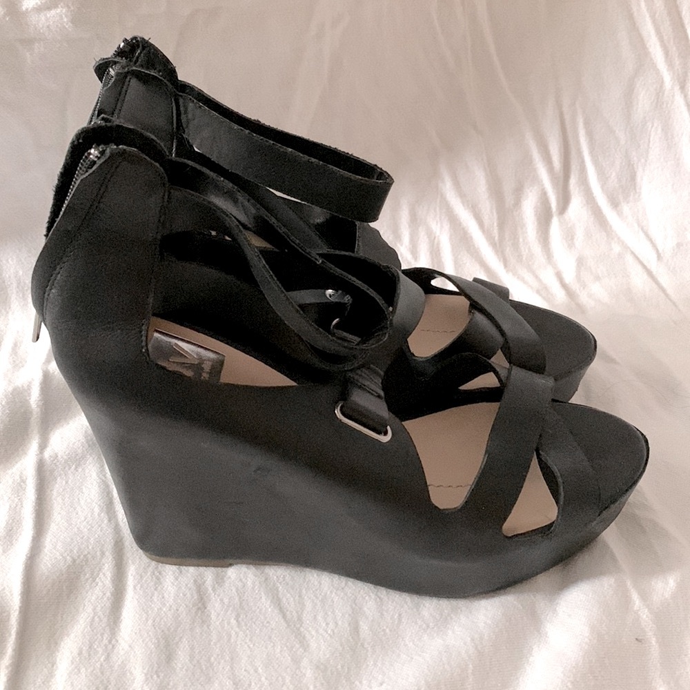 🔥*Dolce Vita* All Leather Wedges like new!!